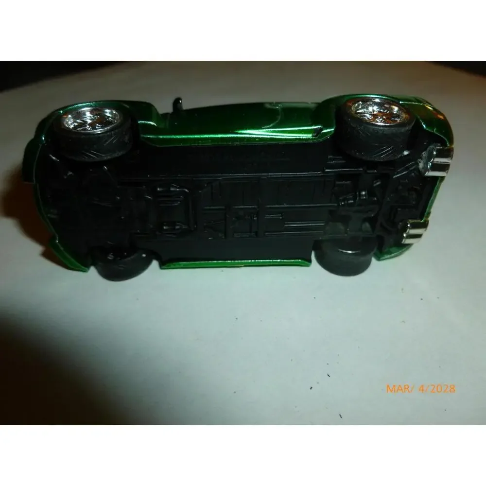 2006 1:64 ProMark Co. Badd Ride GM Fun Machine Pickup Truck Green‎ Black